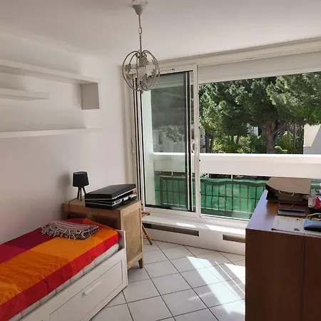 Au Centre Ville, T4 Climatise Avec Parking N72 Апартаменты Ла-Гранд-Мот